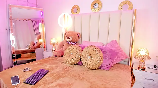 evangelin ts online show from 09/15/25, 01:44