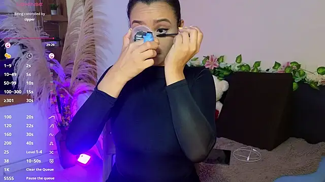 Hannah williams1 online show from 09/09/25, 11:15