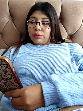 ARIANA SAENS online show from 02/05/25, 11:12