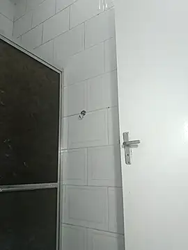 Snapshot of annybarros21 chatting on 11/24/25, 05:40 annybarros21 online show from 11/24/25, 05:40