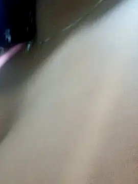 Snapshot of annybarros21 chatting on 11/27/25, 04:47 annybarros21 online show from 11/27/25, 04:47