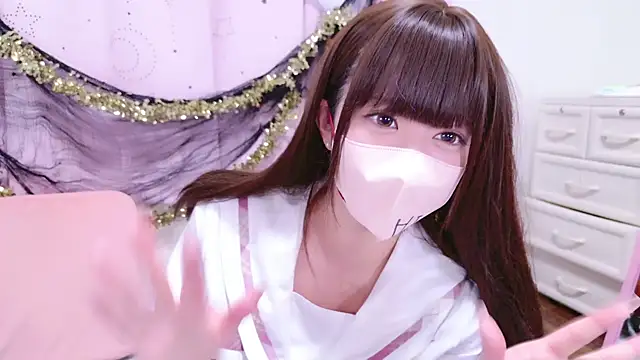 Yurie  online show from 11/02/25, 01:13