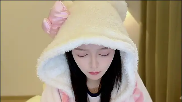 Snapshot of xiaodaibabyy chatting on 10/25/25, 07:27 xiaodaibabyy online show from 10/25/25, 07:27