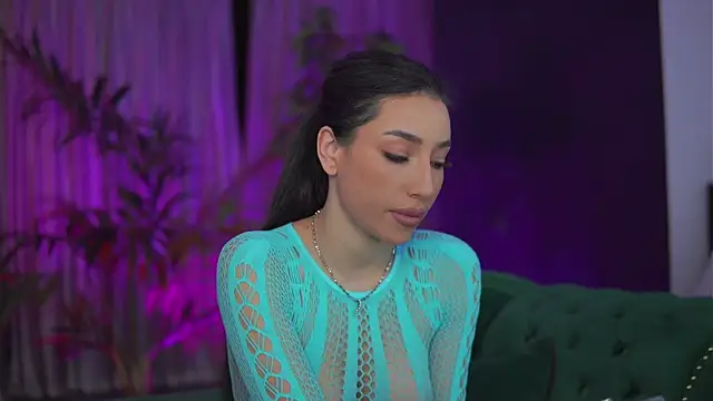 GinaValentinna online show from 11/15/25, 08:16