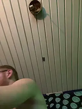 Snapshot of luv2cum7491 chatting on 02/23/25, 07:22 luv2cum7491 online show from 02/23/25, 07:22