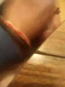 Snapshot of oliveirinhafotografo chatting on 01/11/25, 09:36 oliveirinhafotografo online show from 01/11/25, 09:36