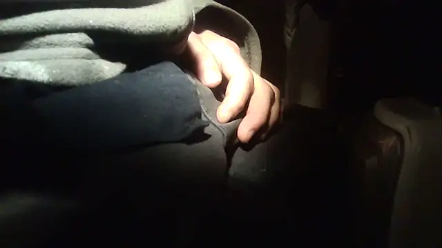 Snapshot of oliveirinhafotografo chatting on 01/24/25, 07:18 oliveirinhafotografo online show from 01/24/25, 07:18