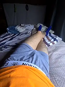 Snapshot of jose5320_20 chatting on 11/22/25, 01:04 jose5320 20 online show from 11/22/25, 01:04