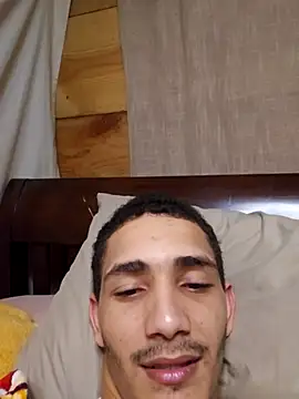 Snapshot of jose5320_20 chatting on 01/19/26, 02:15 jose5320 20 online show from 01/19/26, 02:15