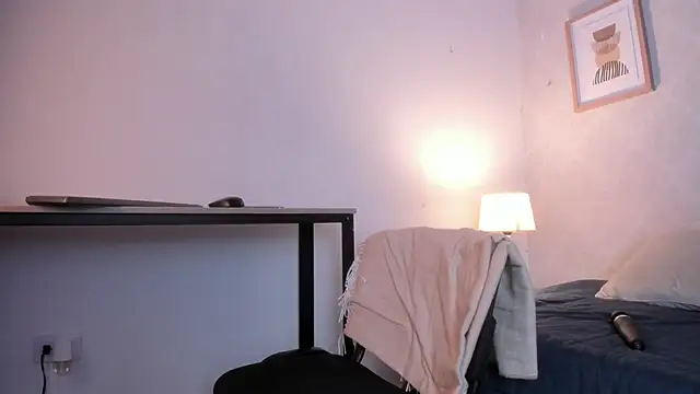 Caroline dh online show from 02/10/26, 10:52