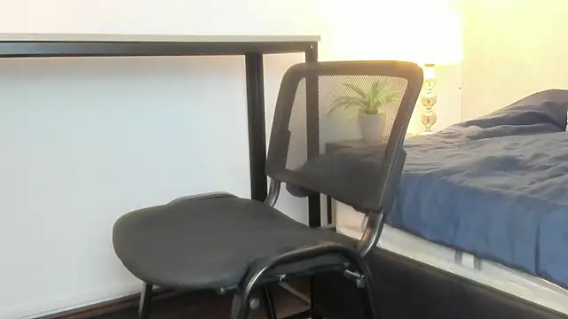 Caroline dh online show from 02/12/26, 11:38