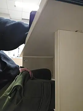 Snapshot of Ibag01 chatting on 02/10/26, 04:11 Ibag01 online show from 02/10/26, 04:11