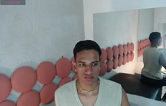 AbrahanBratz online show from 01/08/25, 07:24