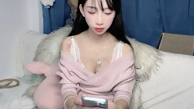 Lili-2 online show from 12/14/25, 04:45