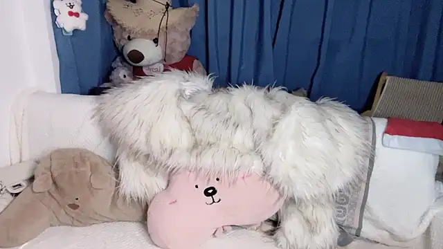 Lili-2 online show from 01/06/26, 04:21