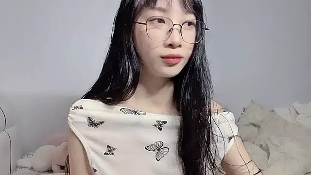 Lili-2 online show from 07/03/26, 05:30