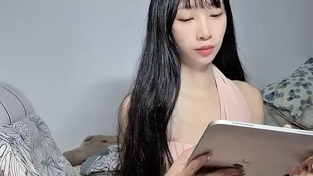 Lili-2 online show from 07/18/26, 01:37