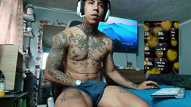 Nickhot0609 online show from 02/18/26, 05:20