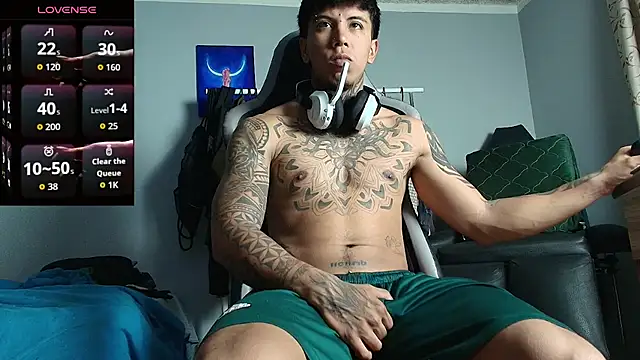 Nickhot0609 online show from 04/27/26, 08:34