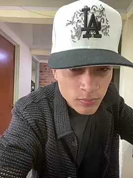 Snapshot of Edward_Milleer chatting on 02/07/26, 02:54 Edward Milleer online show from 02/07/26, 02:54