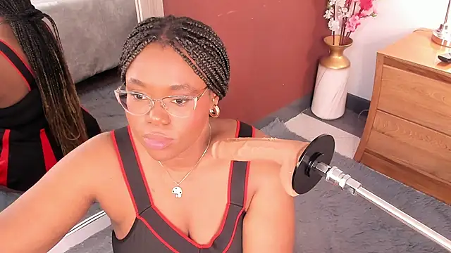 Makena gh online show from 11/13/25, 04:00