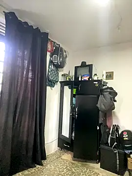 Jestebanano online show from 12/21/25, 01:18