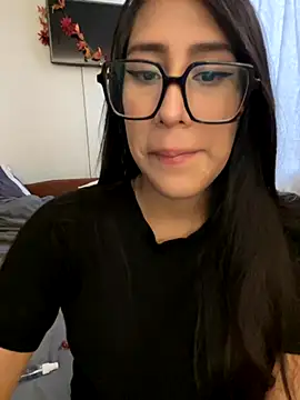 Snapshot of AleFantasy0001 chatting on 11/09/25, 07:34 AleFantasy0001 online show from 11/09/25, 07:34