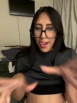 Snapshot of AleFantasy0001 chatting on 11/20/25, 03:39 AleFantasy0001 online show from 11/20/25, 03:39