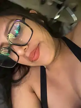 AleFantasy0001 online show from 02/01/26, 07:01