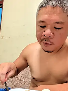 taiwan07010 online show from 04/20/26, 12:08