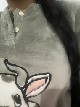 Snapshot of Lina-lolo chatting on 01/11/25, 07:38 Lina-lolo online show from 01/11/25, 07:38