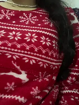 Snapshot of Lina-lolo chatting on 01/31/25, 05:40 Lina-lolo online show from 01/31/25, 05:40