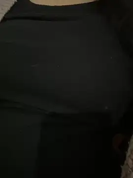 Snapshot of Lina-lolo chatting on 02/02/25, 06:58 Lina-lolo online show from 02/02/25, 06:58