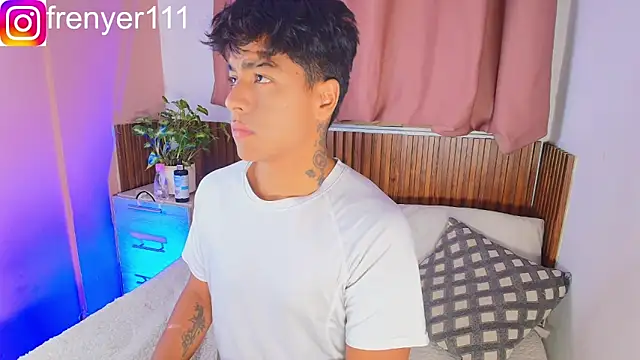 kiing azahell online show from 04/11/26, 03:00