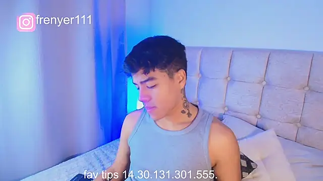 Snapshot of kiing_azahell chatting on 07/30/26, 10:42 kiing azahell online show from 07/30/26, 10:42