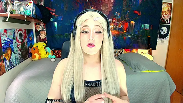 HakuRukushka online show from 11/24/25, 08:30