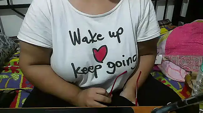 Queen of boobs01 online show from 01/28/25, 03:25