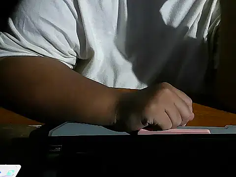 Queen of boobs01 online show from 06/05/26, 02:34