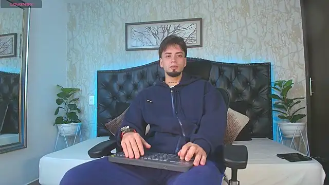 MattDevon online show from 02/11/26, 03:33