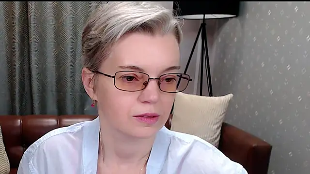 Snapshot of Cutie_Erikaa1 chatting on 10/30/25, 02:24 Cutie Erikaa1 online show from 10/30/25, 02:24