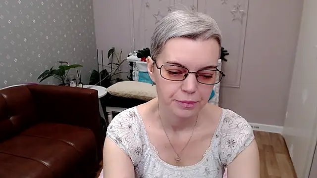 Cutie Erikaa1 online show from 01/10/26, 02:24