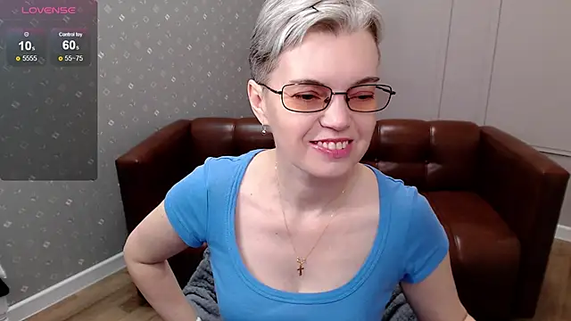 Cutie Erikaa1 online show from 04/07/26, 02:12