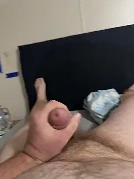 Trucker05 online show from 12/17/25, 02:39