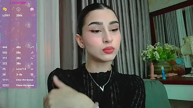 Taiyu Yoshiwara online show from 02/06/25, 06:13