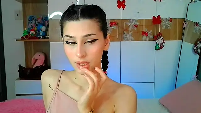 Taiyu Yoshiwara online show from 12/18/25, 02:28