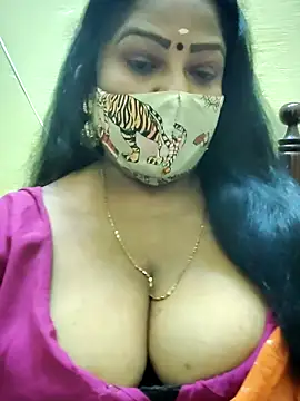 maniisha online show from 10/08/25, 07:22