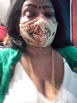 Snapshot of maniisha chatting on 04/29/26, 05:30 maniisha online show from 04/29/26, 05:30