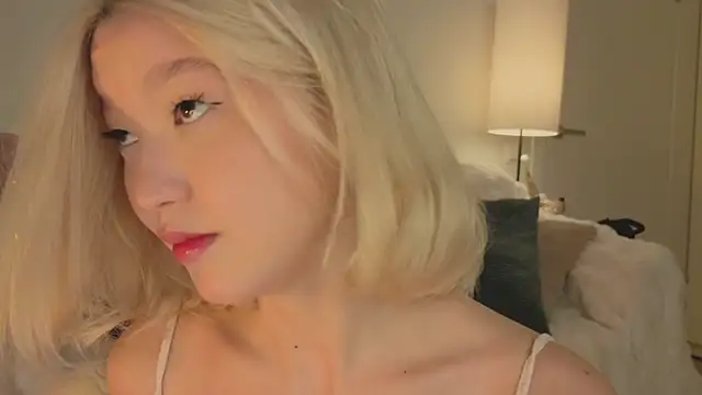 milli sun  online show from 02/13/26, 05:03