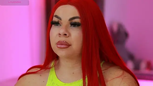 Snapshot of MissLilaa chatting on 02/19/25, 05:06 MissLilaa online show from 02/19/25, 05:06