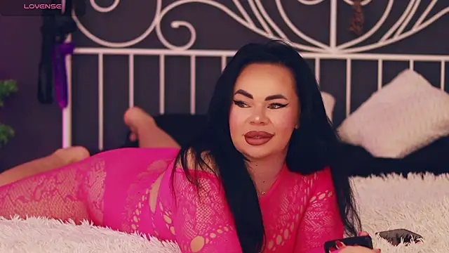 Snapshot of MissLilaa chatting on 11/26/25, 04:41 MissLilaa online show from 11/26/25, 04:41